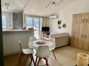 Studio avec Terrasse, Climatisation et Parking à 800m du Centre Ville - FR-1-703-169